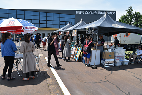 期間中に開催されるイベントに招待！<br />卒業後もつながりができます。